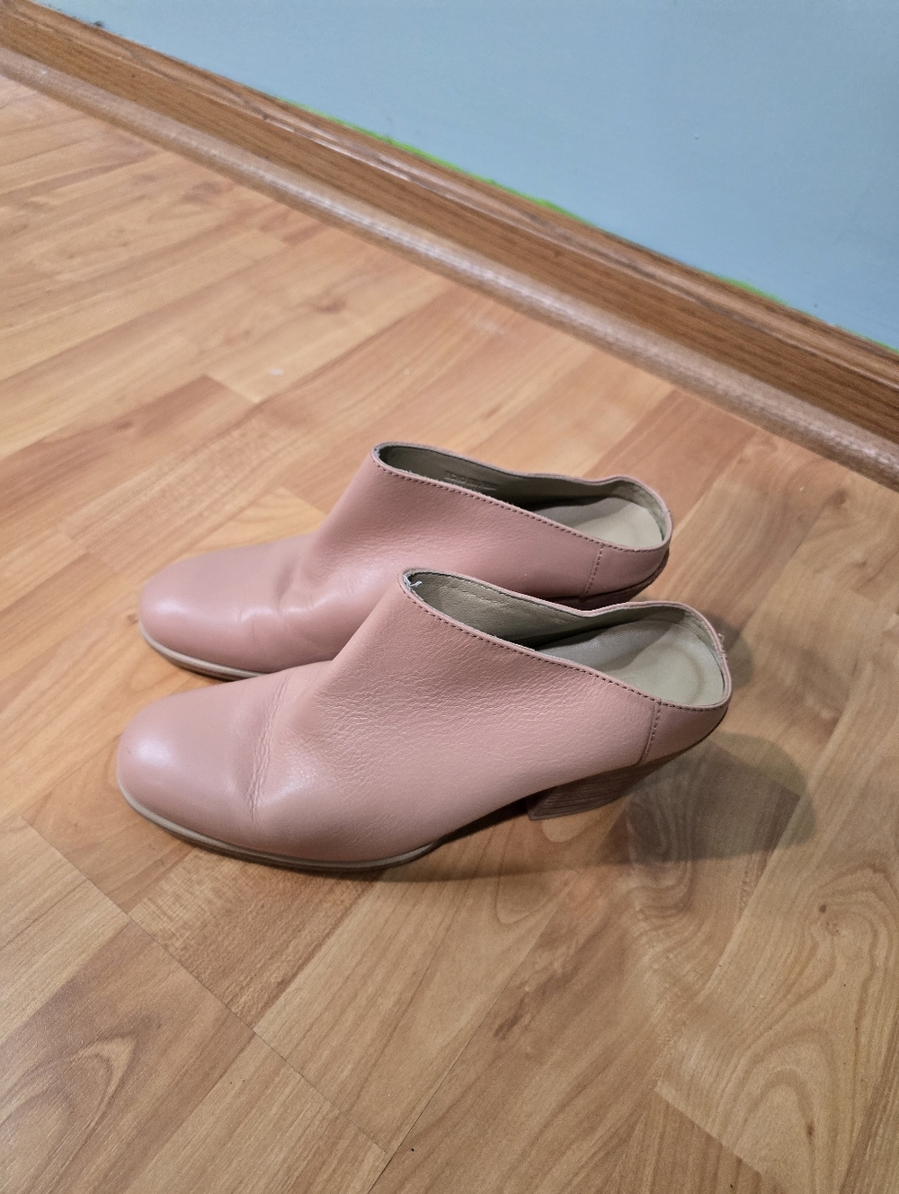 RACHEL COMEY Pink Leather Slip on Stacked Heel Mules Women's Size 7.5